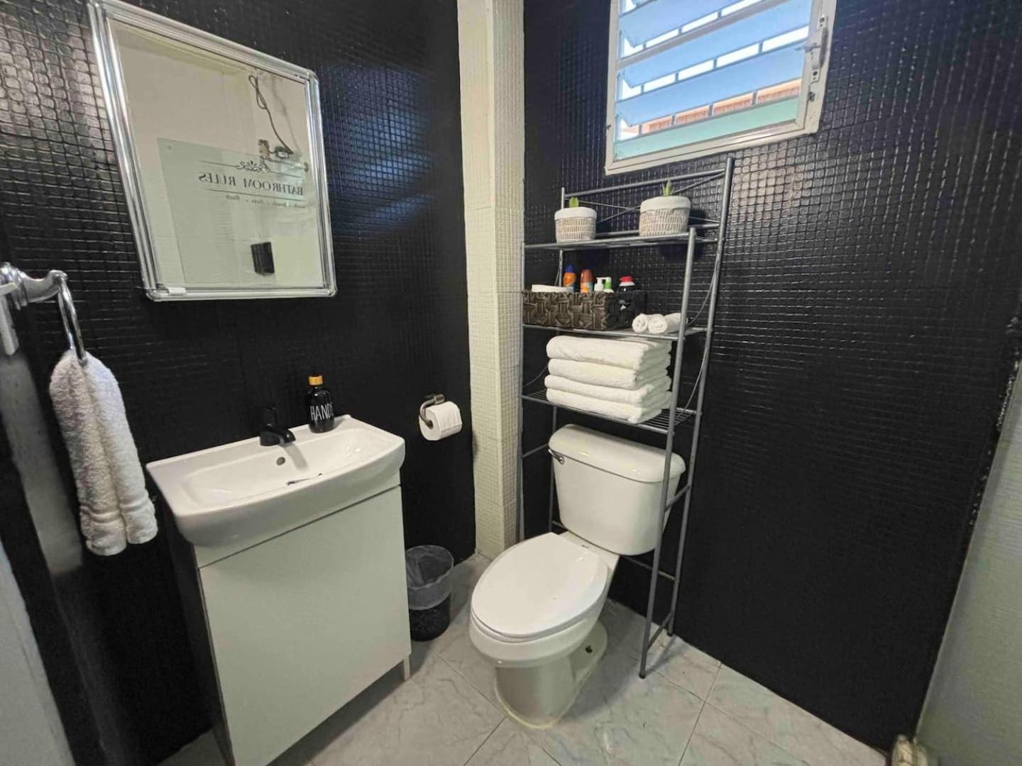 Apartamento Salo-casa 4 Bdrm House By Here Pr *