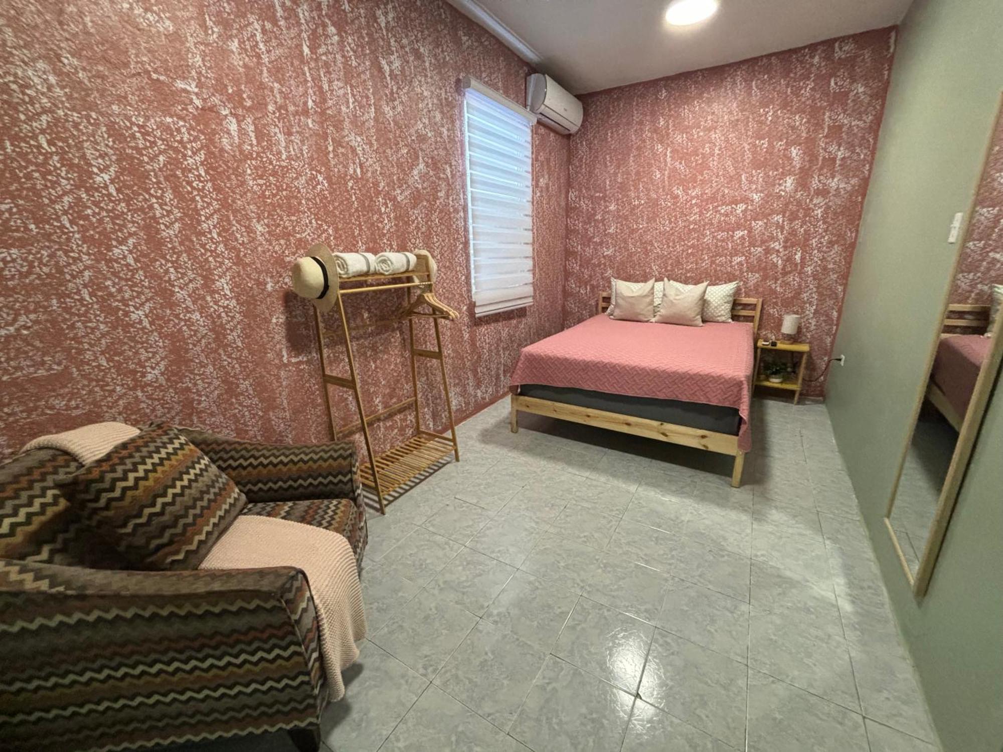 Salo-casa 4 Bdrm House By Here Pr San Juan