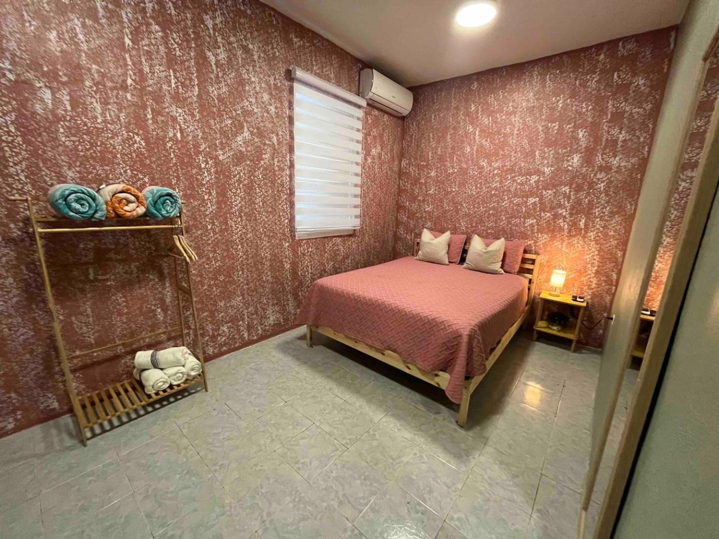 Salo-casa 4 Bdrm House By Here Pr Apartamento