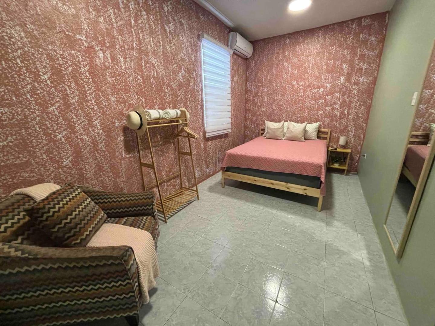 Apartamento Salo-casa 4 Bdrm House By Here Pr *